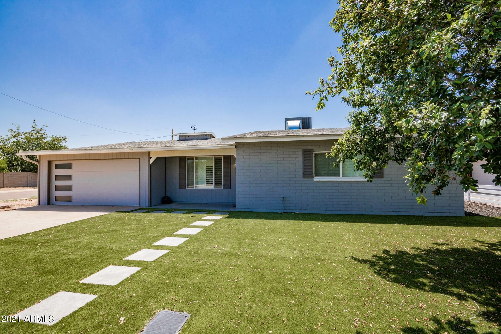 Property Photo: 8445 E Fairmount Avenue AZ 85251