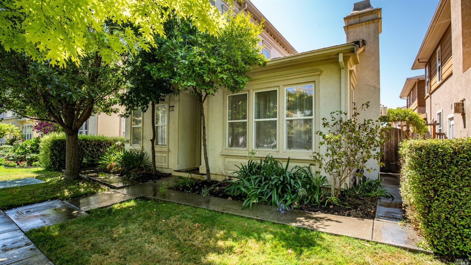 Property Photo:  941 Madrone Avenue  CA 94592 