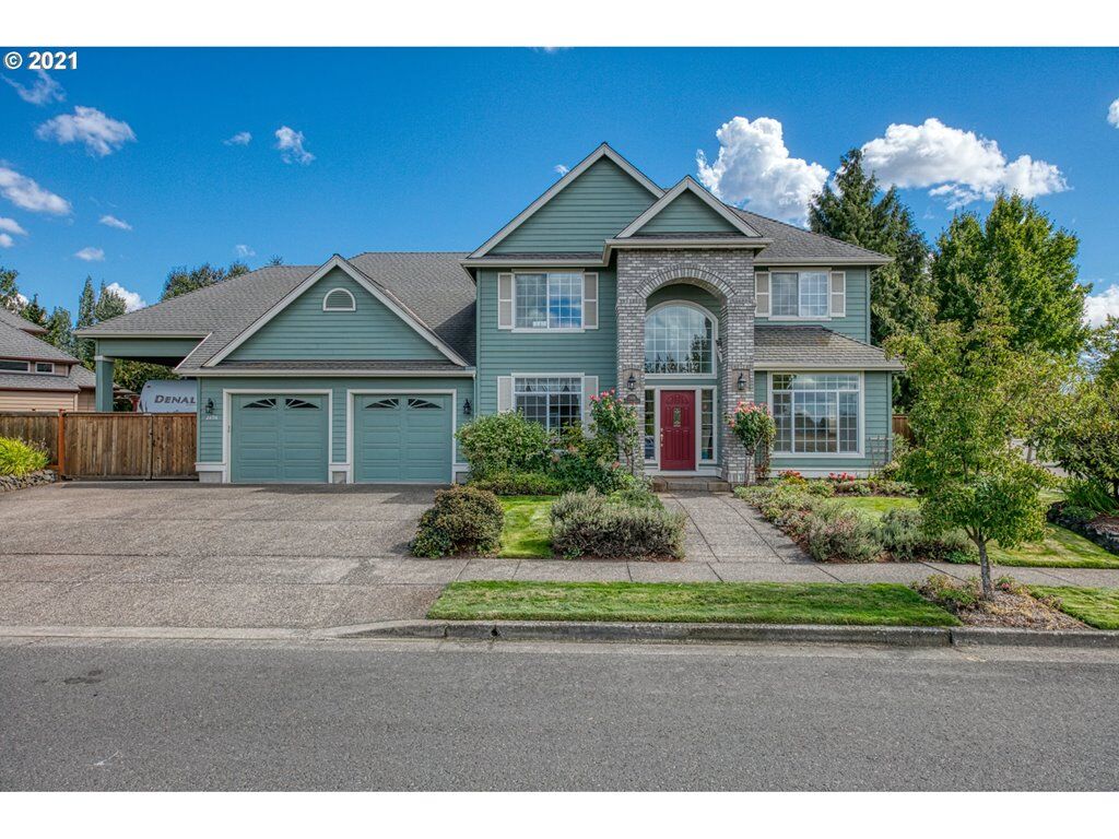 Property Photo: 2896 Barbados Dr OR 97408