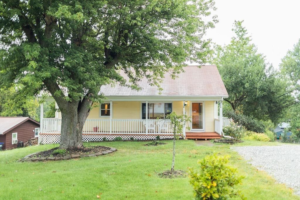 Property Photo:  202 W Dewey Drive  IN 47429 