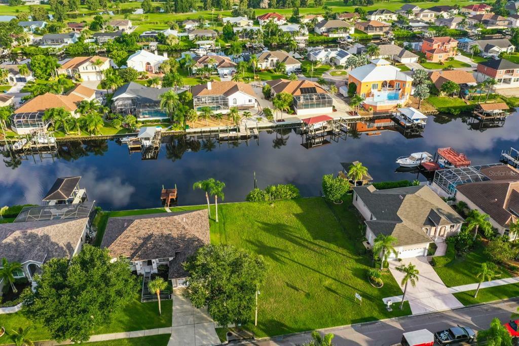 Property Photo:  717 Bunker View Drive  FL 33572 