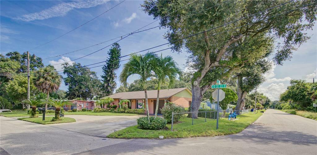 Property Photo:  1123 30th Street Ct E  FL 34208 