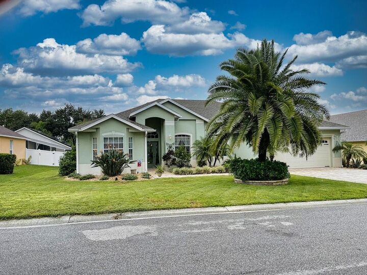 Property Photo: 1955 Bermuda Pointe Drive FL 33844