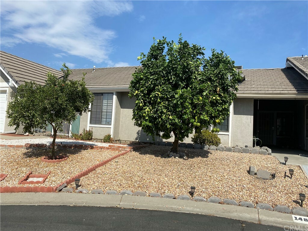 Property Photo:  1487 Fireside Circle  CA 92583 