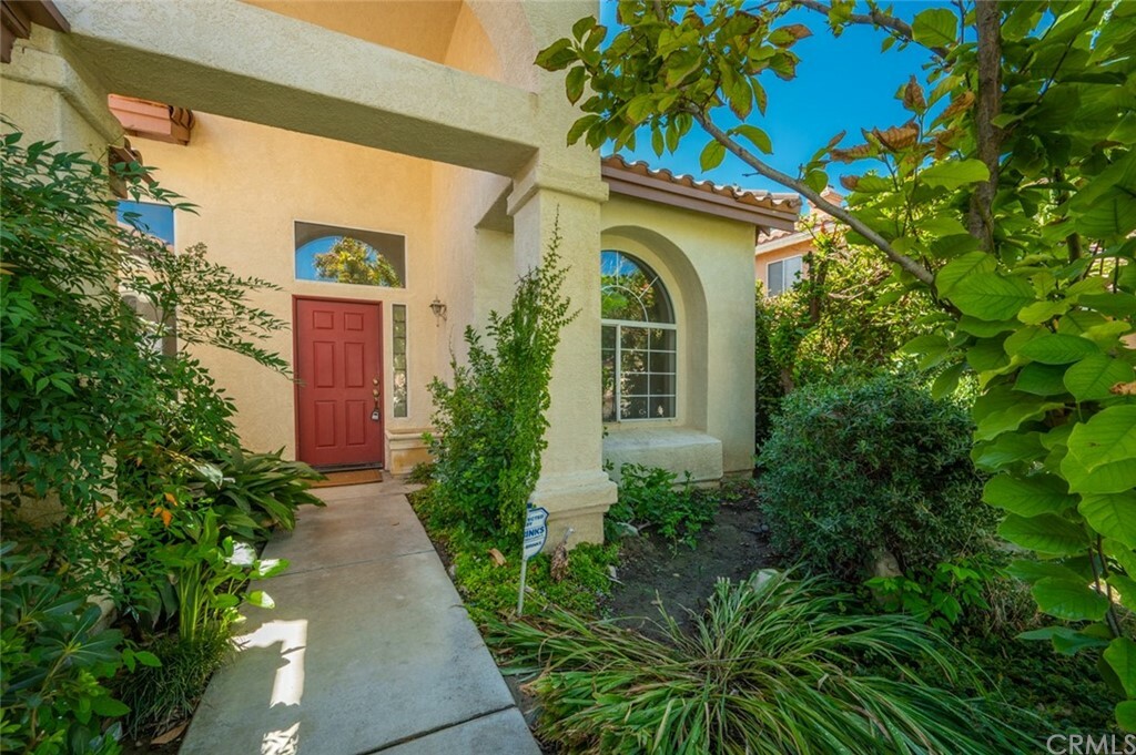 Property Photo:  1430 Capri Lane  CA 92583 