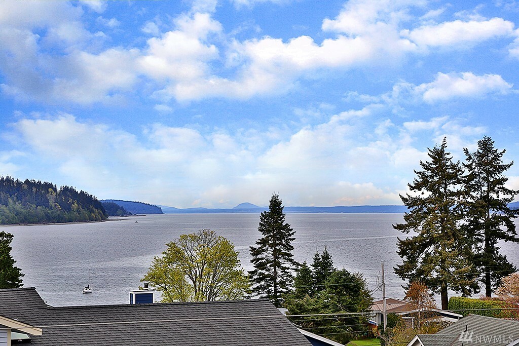 Property Photo:  1638 Dorsey Dr  WA 98249 