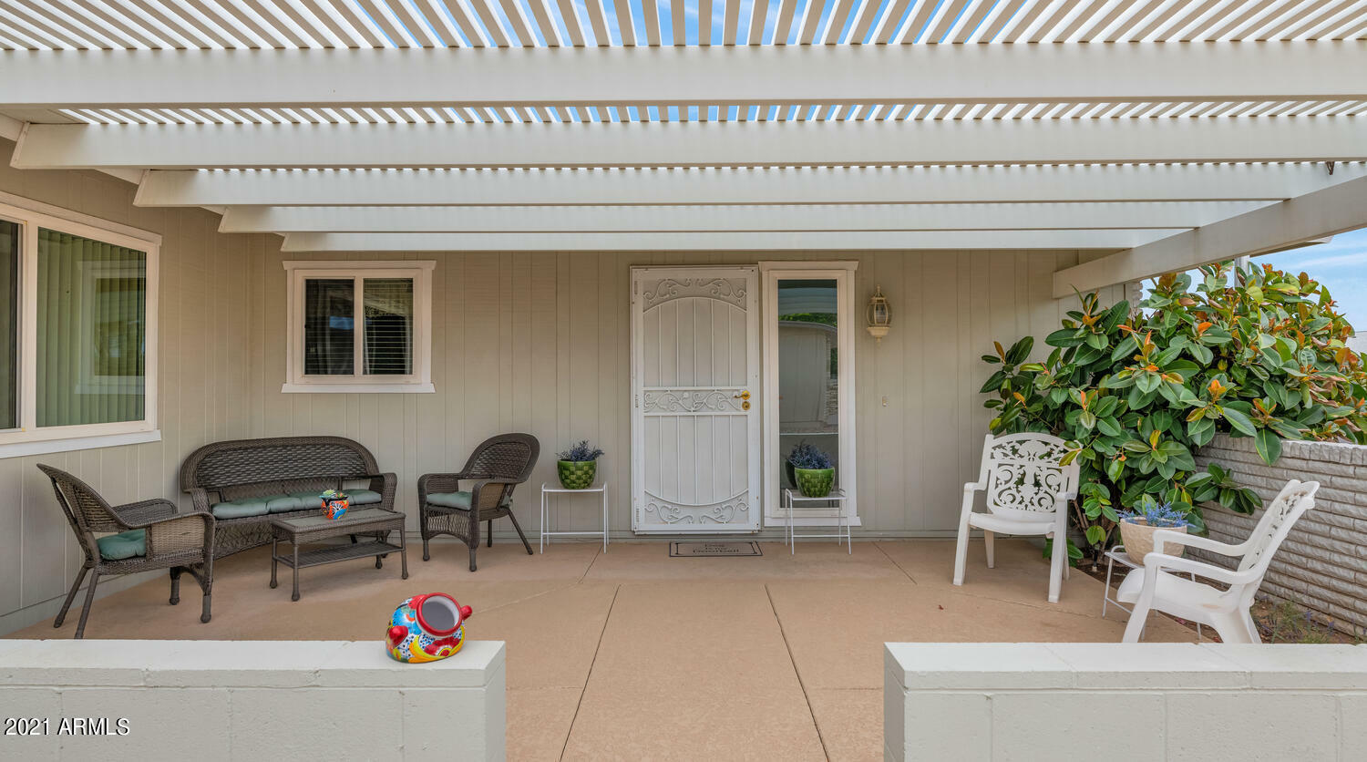 Property Photo: 16617 N Lakeforest Drive AZ 85351