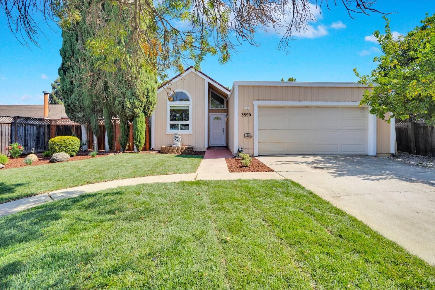 Property Photo:  3890 Gardie Place Way  CA 95121 