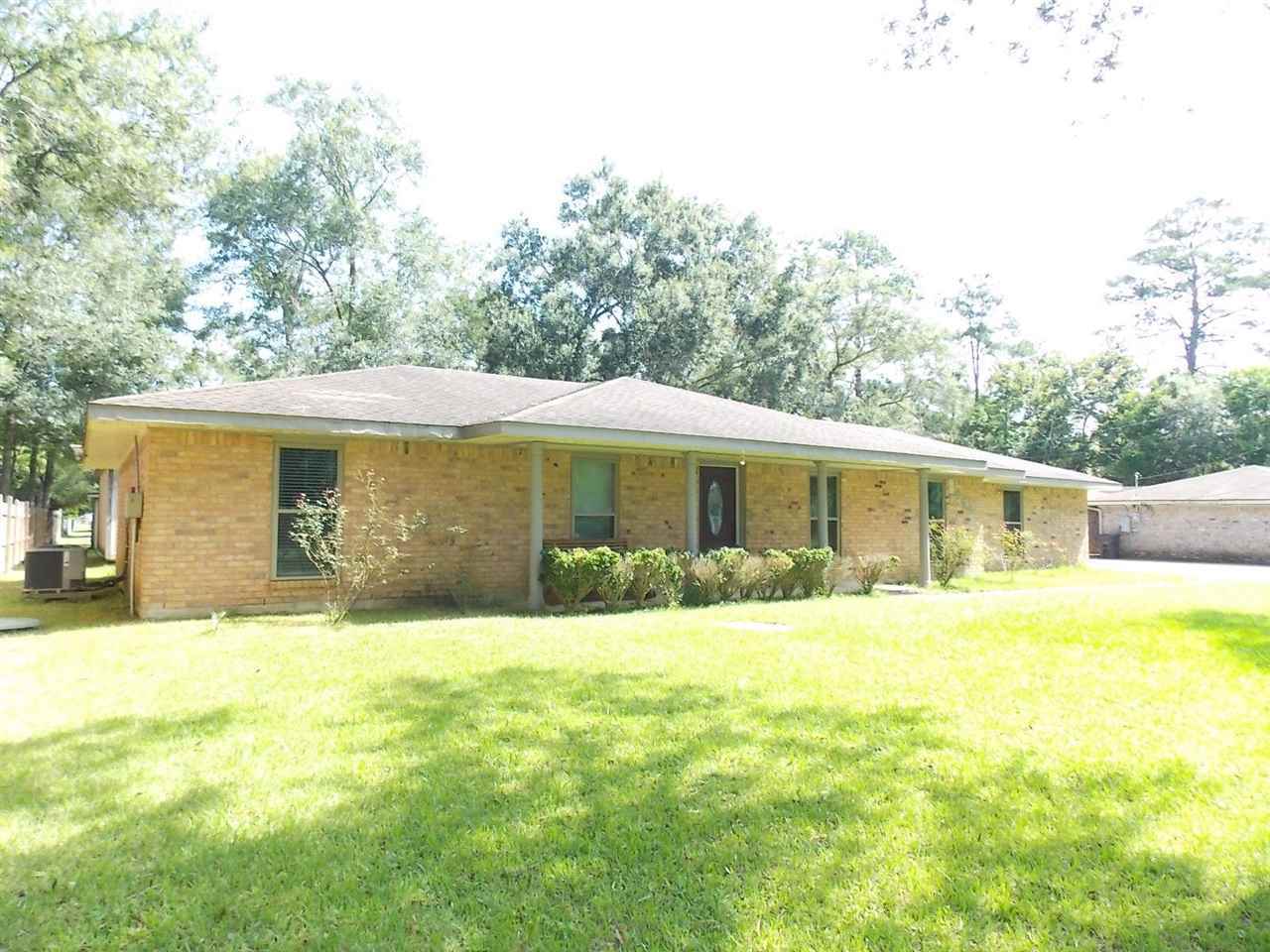 Property Photo:  965 Lyndale St.  TX 77662 