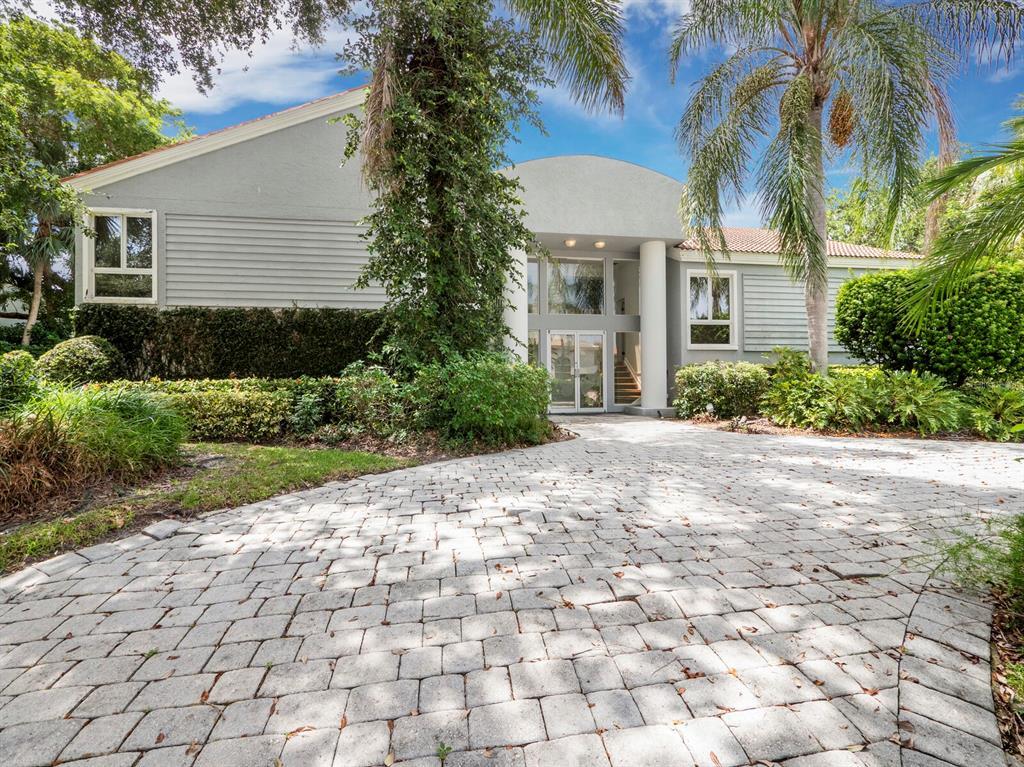 Property Photo: 1601 Harbor Cay Lane FL 34228