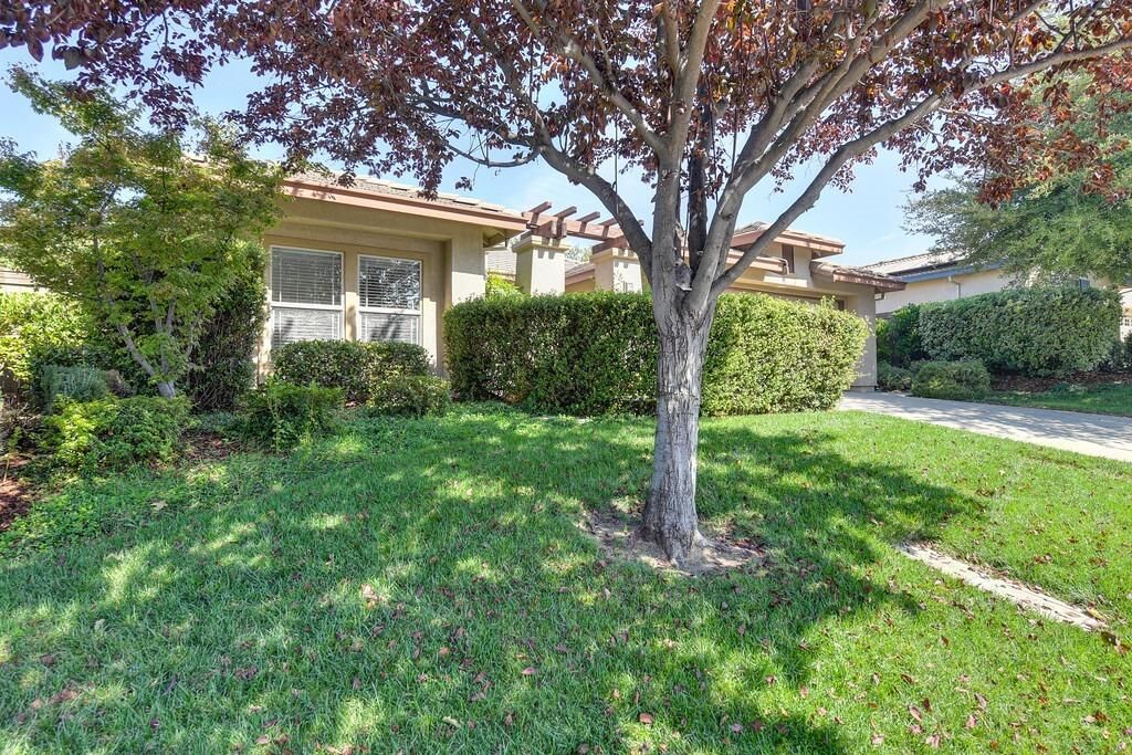 Property Photo: 5034 Garlenda Drive CA 95762