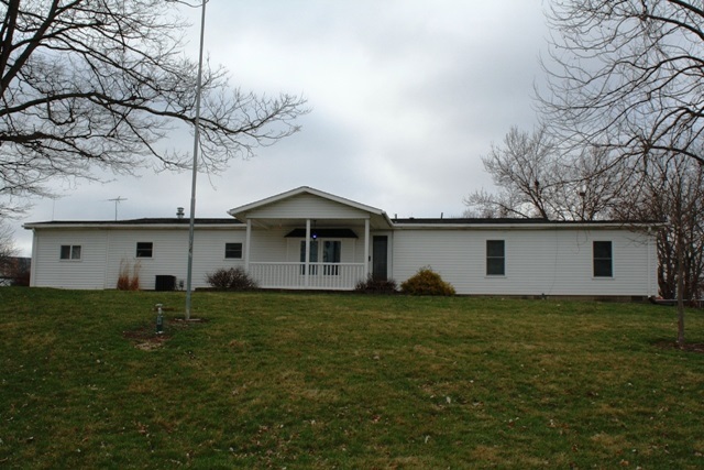 Property Photo:  406 W 3rd Street Ridgeville  IN 47380 