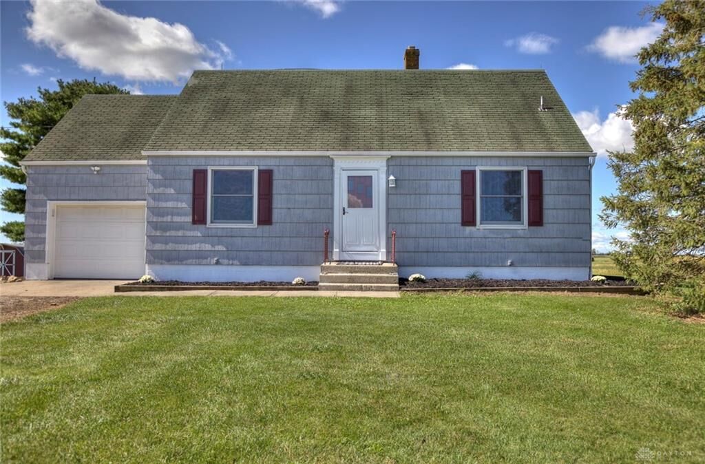 Property Photo:  9960 Yankeetown Chenoweth Road  OH 43143 