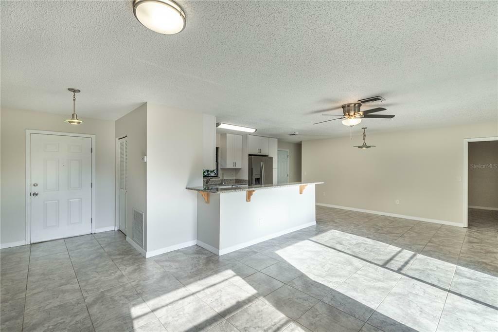 Property Photo:  460 N Sunset Drive  FL 32757 