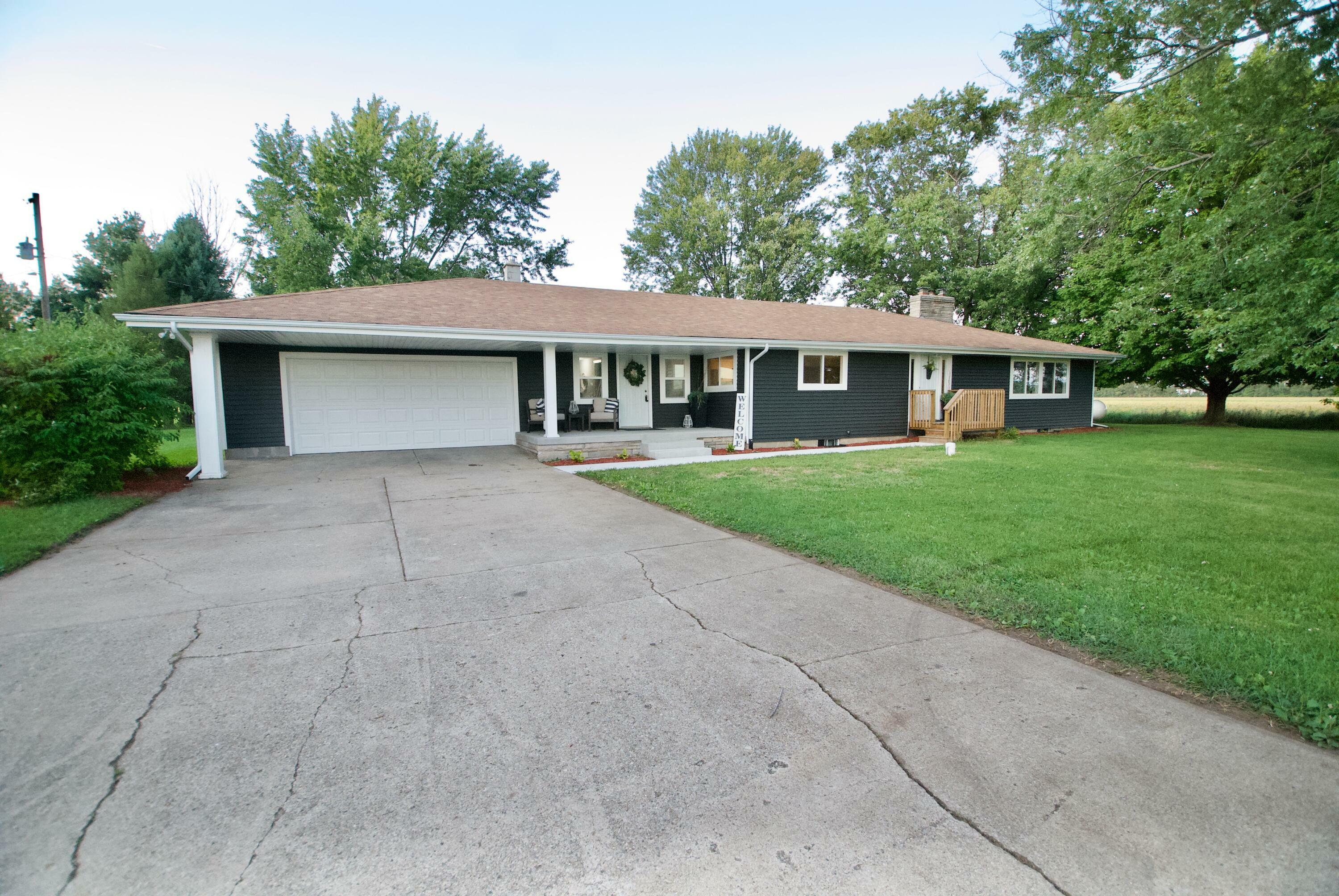 Property Photo:  28492 Redfield Street  MI 49120 