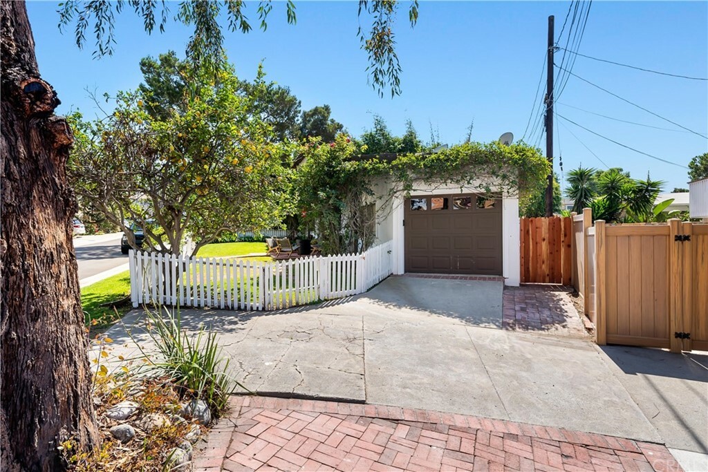 Property Photo:  3017 Elm Avenue  CA 90266 