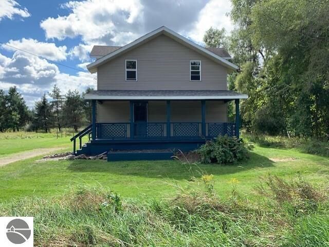 Property Photo:  10541 N Townline Road  MI 48850 