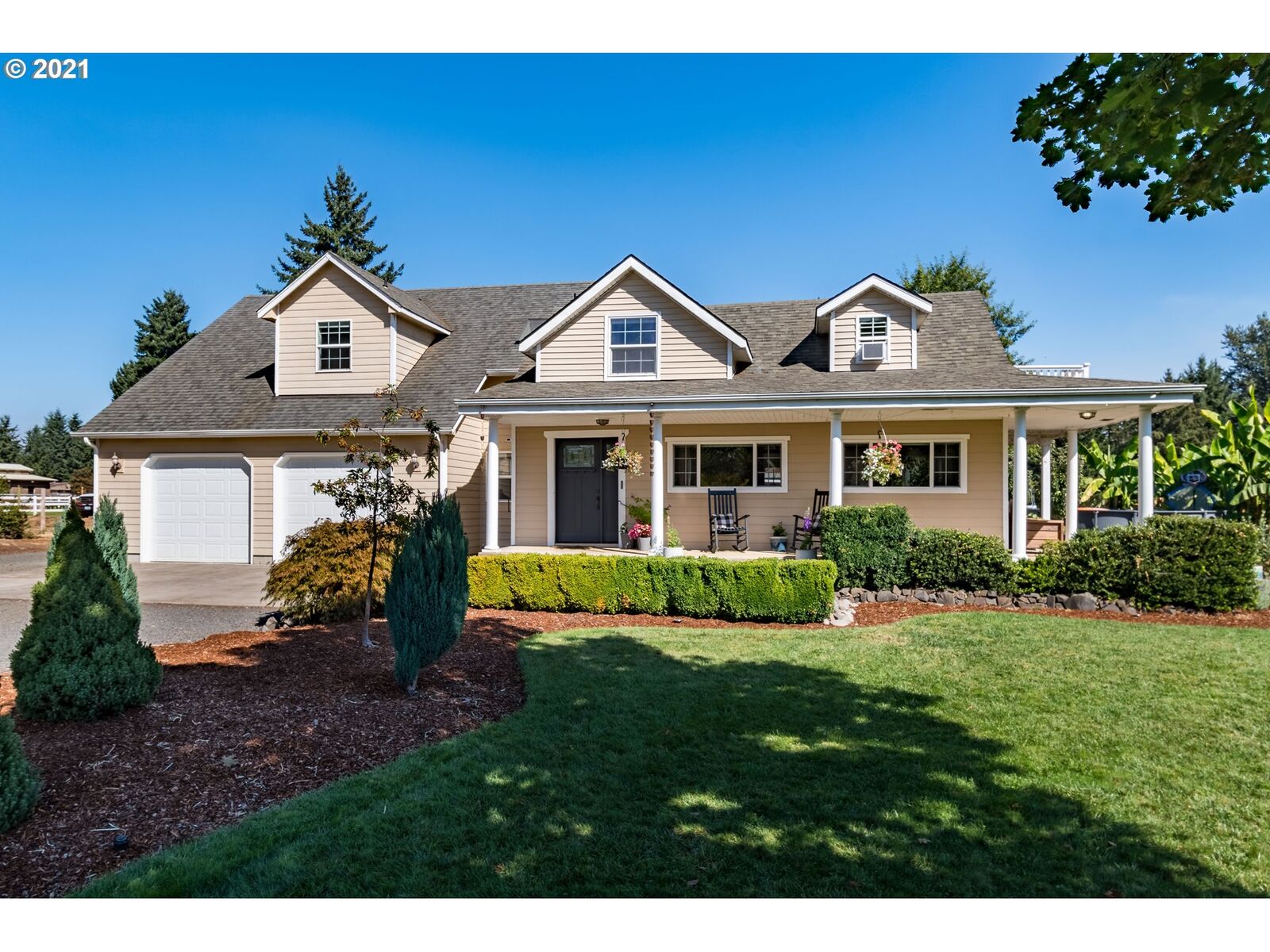 Property Photo:  89929 Shore Ln  OR 97402 