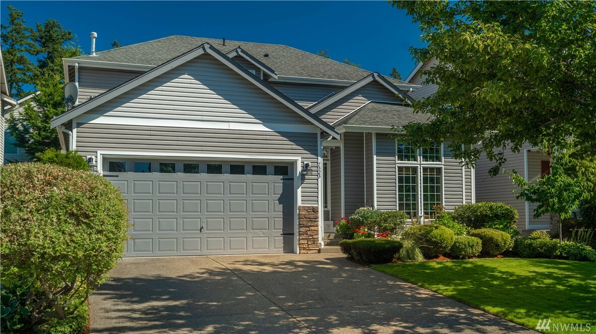 Property Photo: 7323 206th St Ct E WA 98387