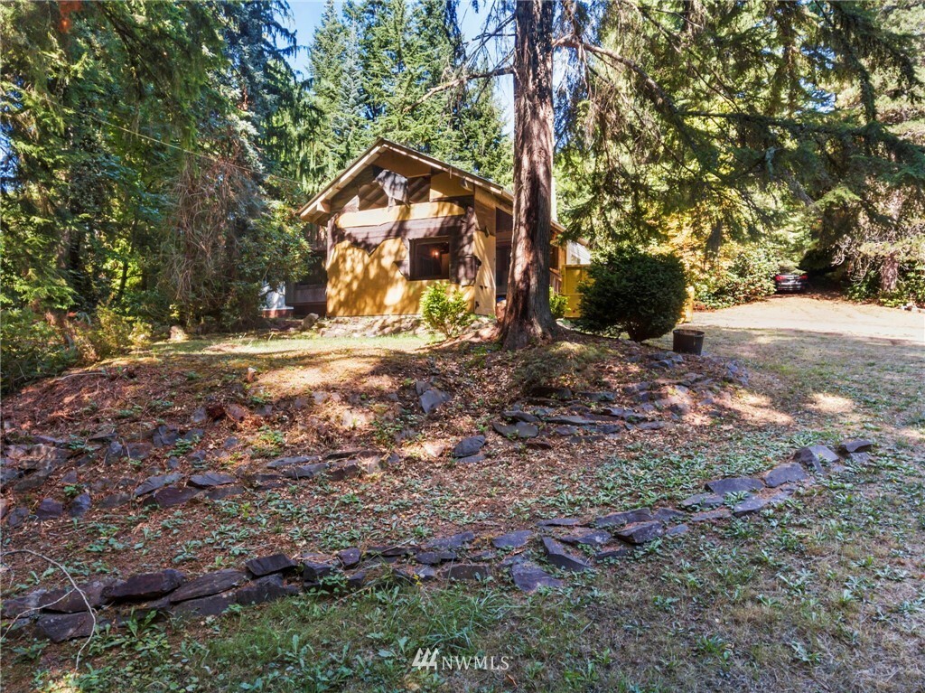 Property Photo: 20427 209th Avenue SE WA 98272