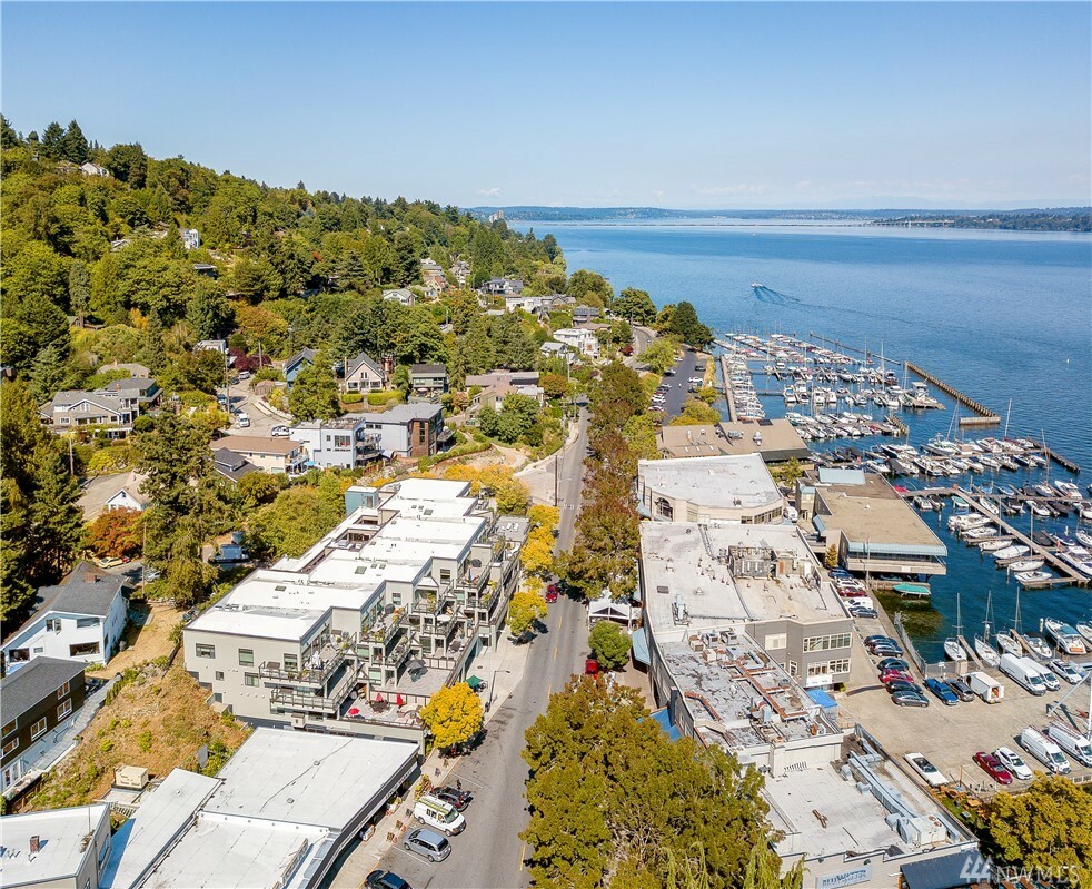 Property Photo:  121 Lakeside Ave 305  WA 98122 