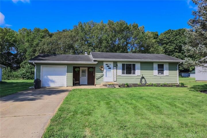 6065 Dairy Lane  Middletown OH 45042 photo