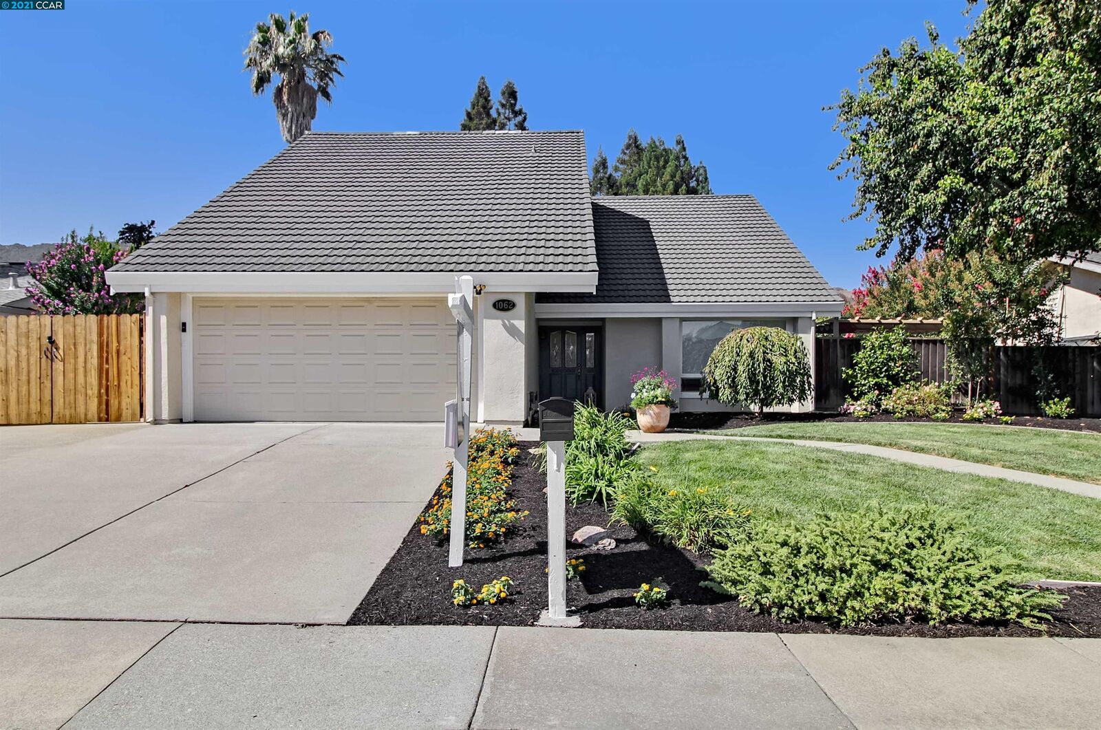 Property Photo: 1062 Allegheny CA 94526-4920