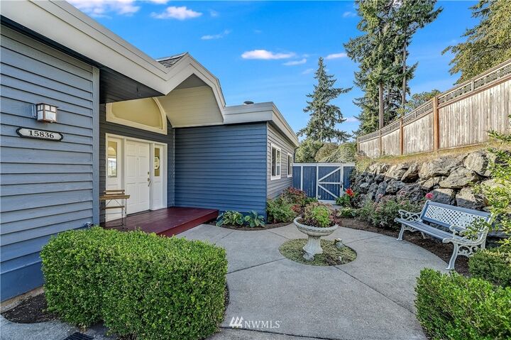 Property Photo: 15836 38th Avenue NE WA 98155