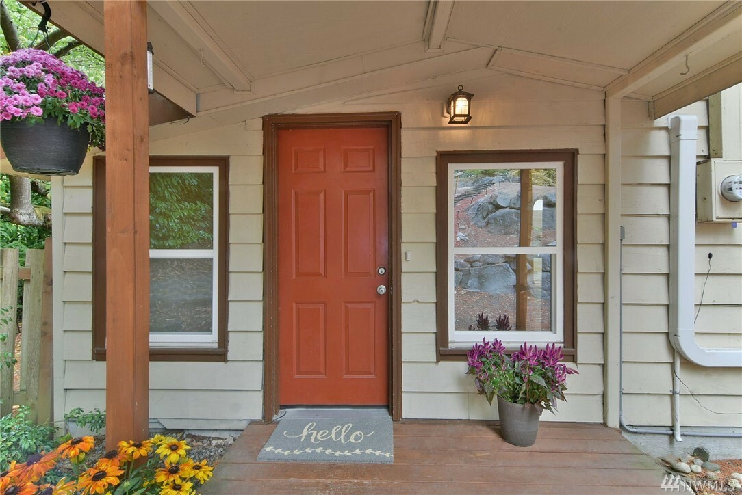 Property Photo:  2145 N 179th St  WA 98133 