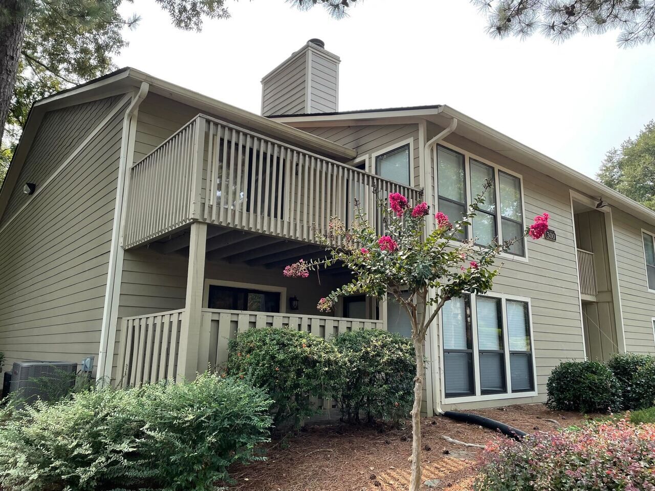 Property Photo:  301 River Mill Circle  GA 30075 