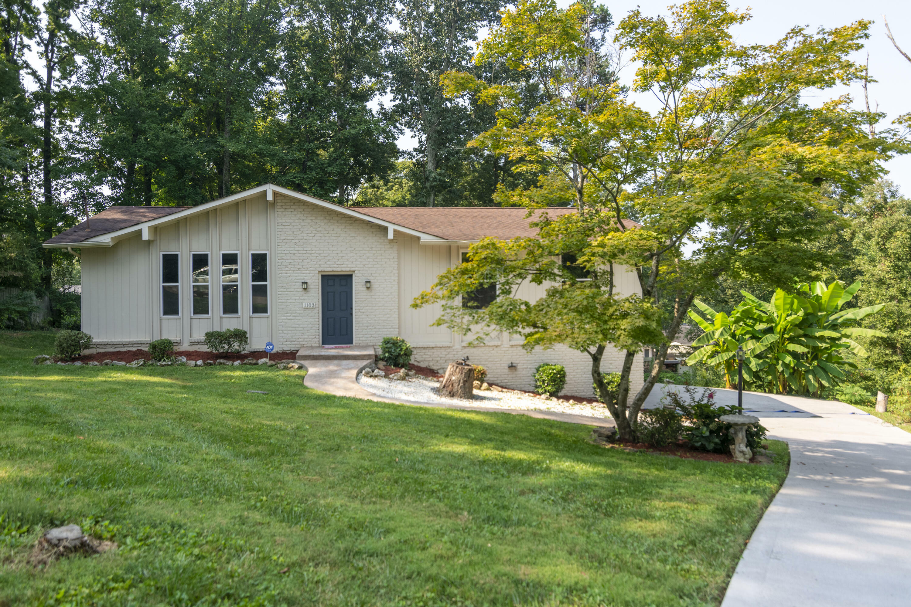 Property Photo:  1103 Green Oak Lane  TN 37932 