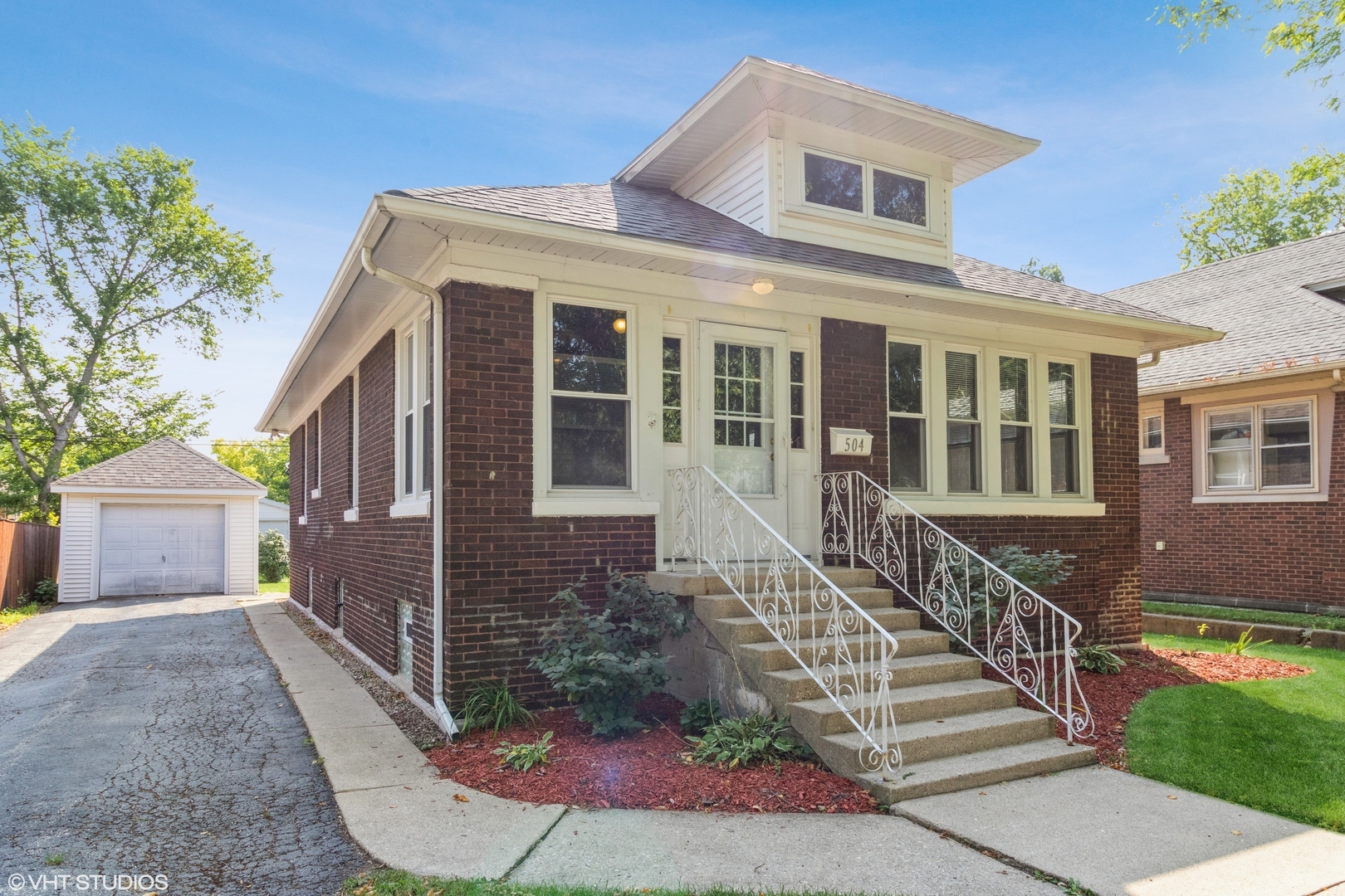 Property Photo: 504 Cowles Avenue IL 60435