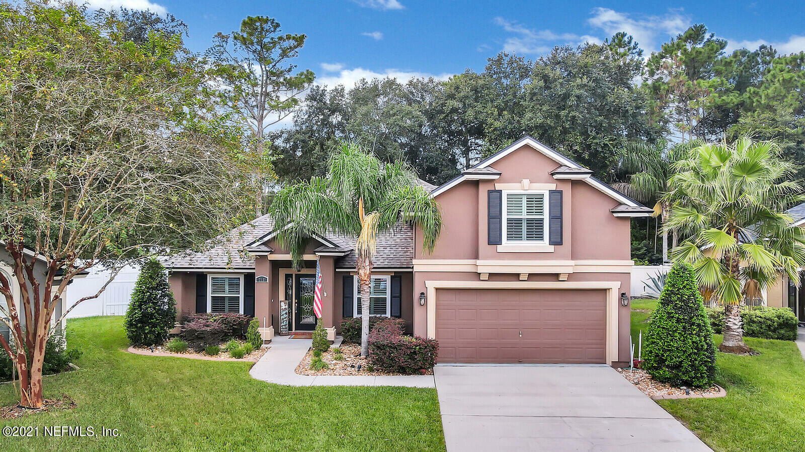 Property Photo:  716 Sharon Court  FL 32259 