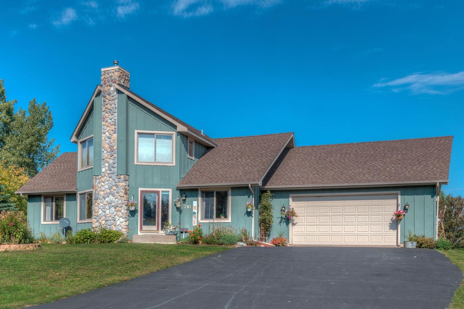 Property Photo:  710 N Bay Road  WI 54025 