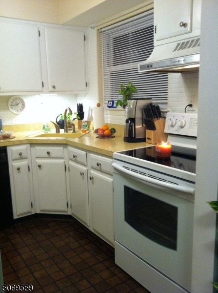 Property Photo:  528 Andria Ave Unit 246  NJ 08844 