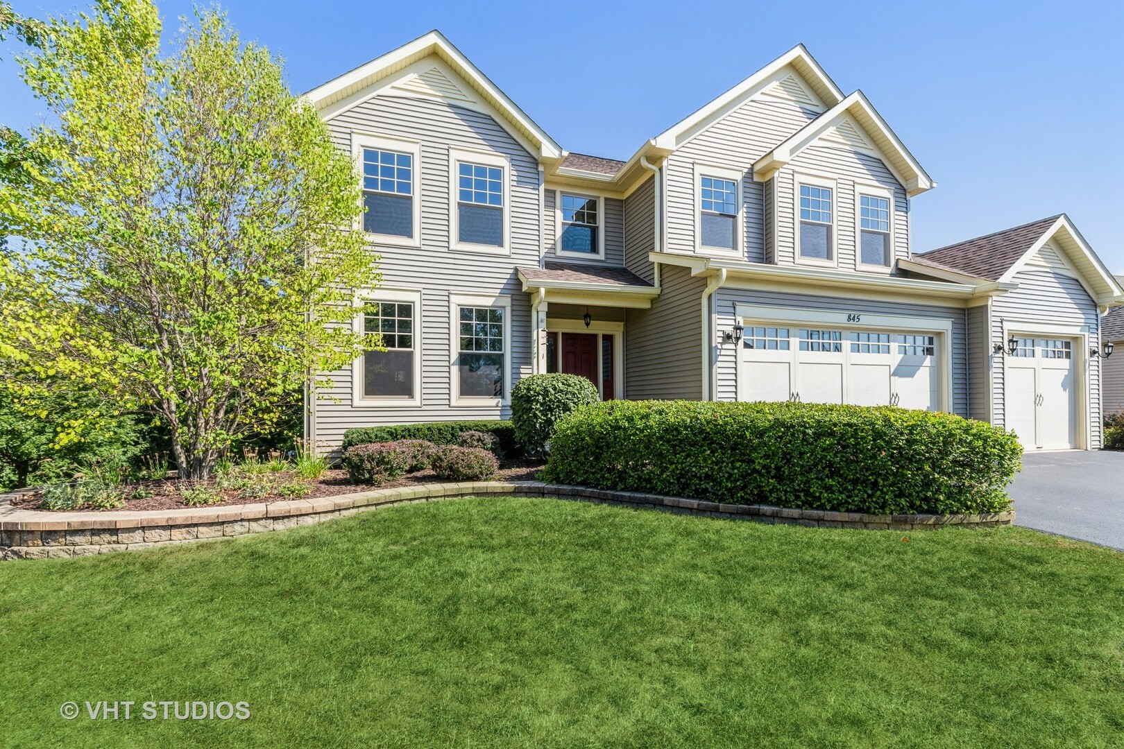 Property Photo: 845 Woodland Drive IL 60002