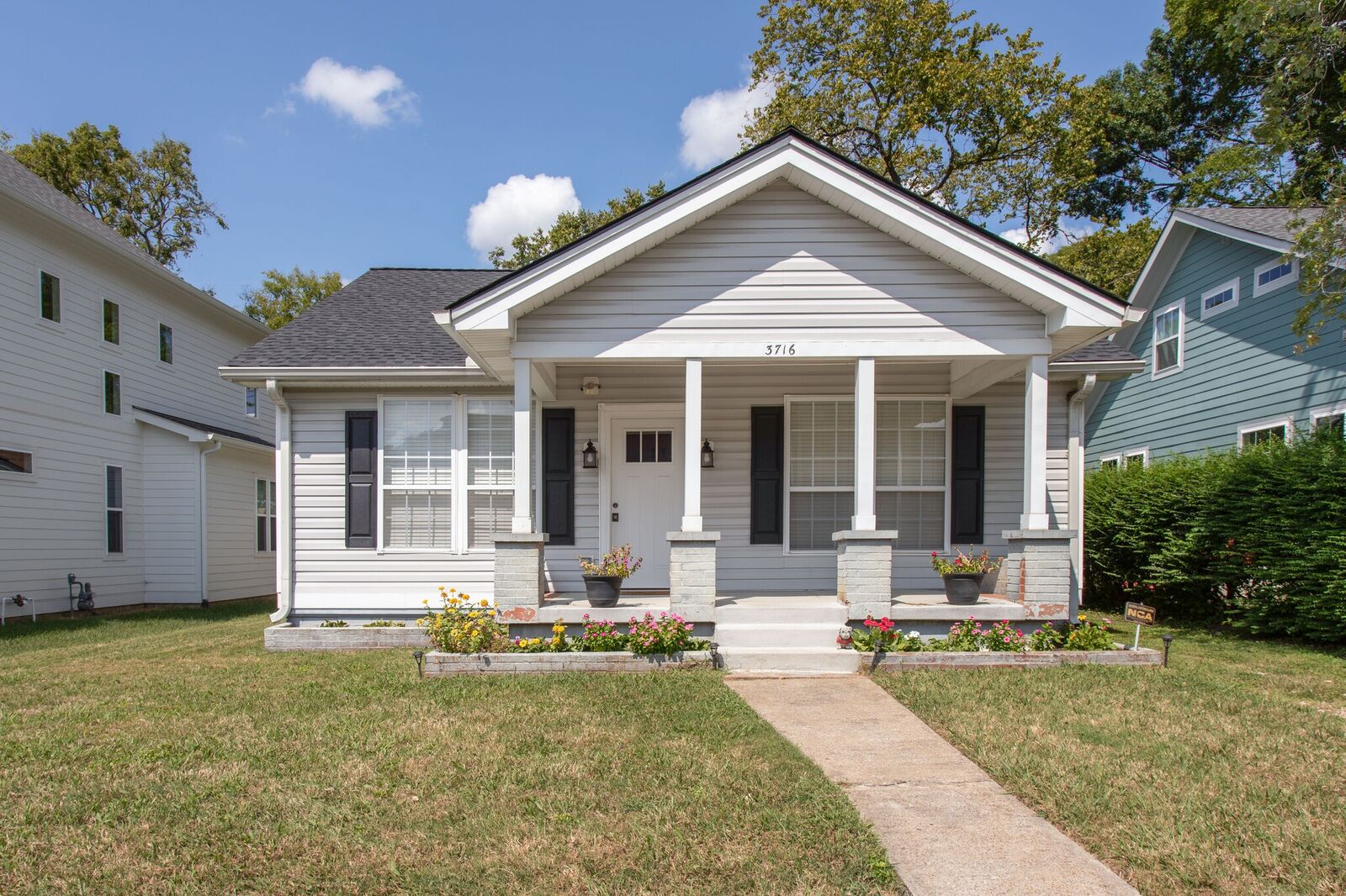 Property Photo:  3716 Park Ave  TN 37209 