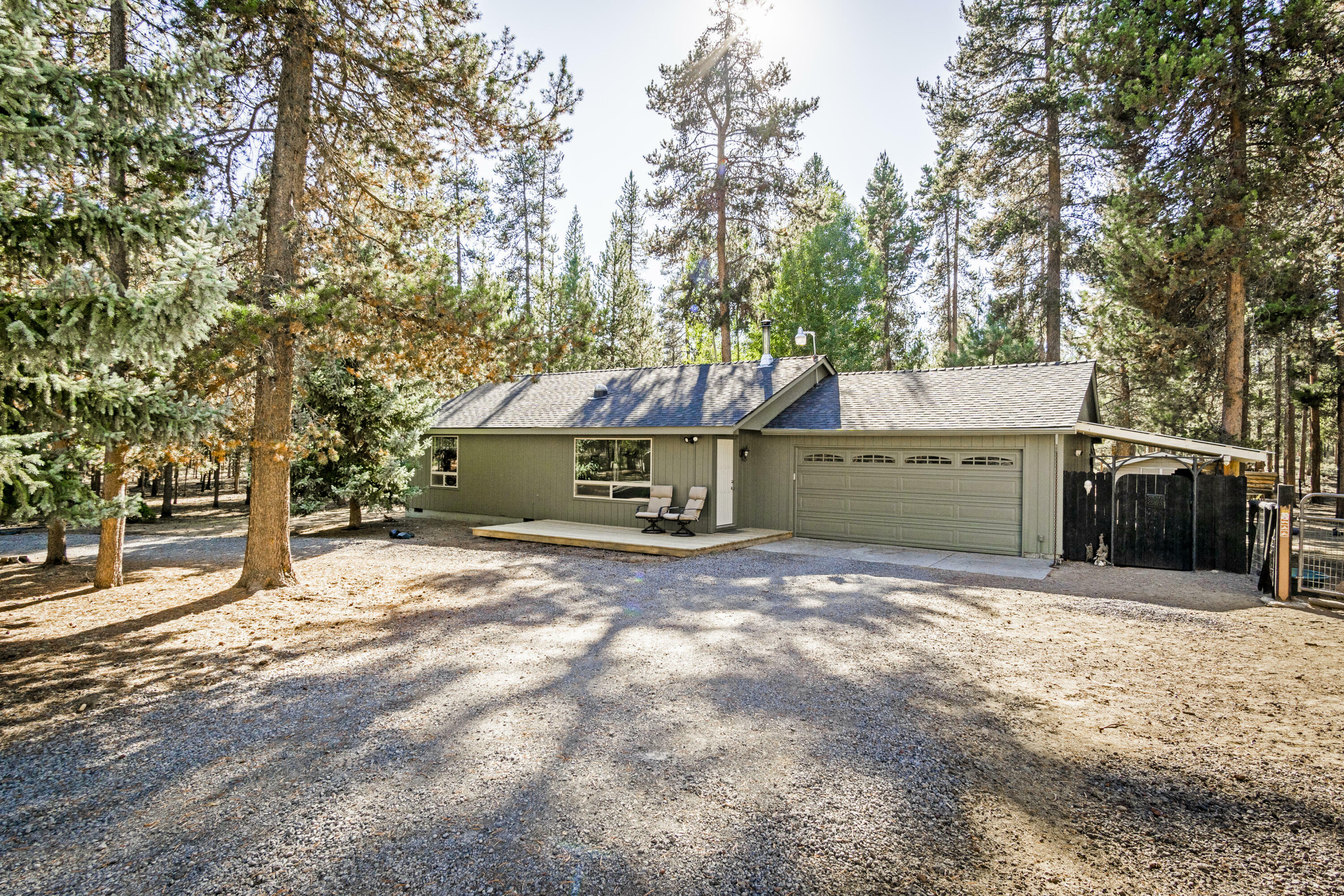 Property Photo: 52913 Shady Lane OR 97739