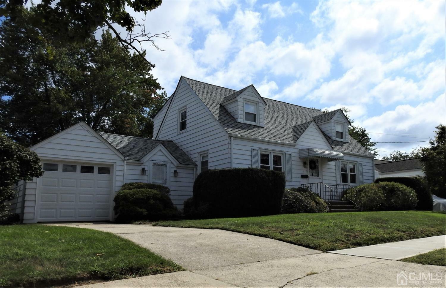 Property Photo:  3 Beechwood Place  NJ 08902 