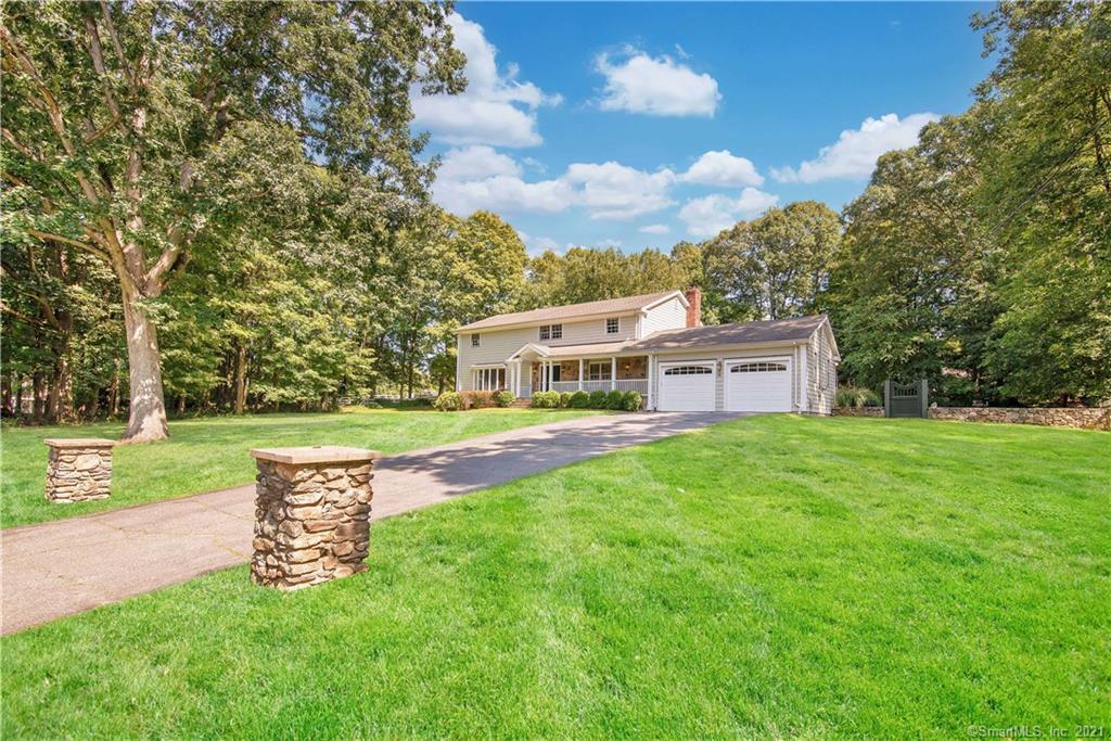 Property Photo: 16 Sentry Hill CT 06611