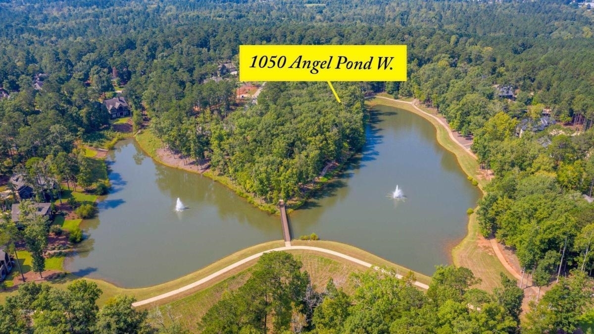 Property Photo:  1050 Angel Pond  GA 30642 