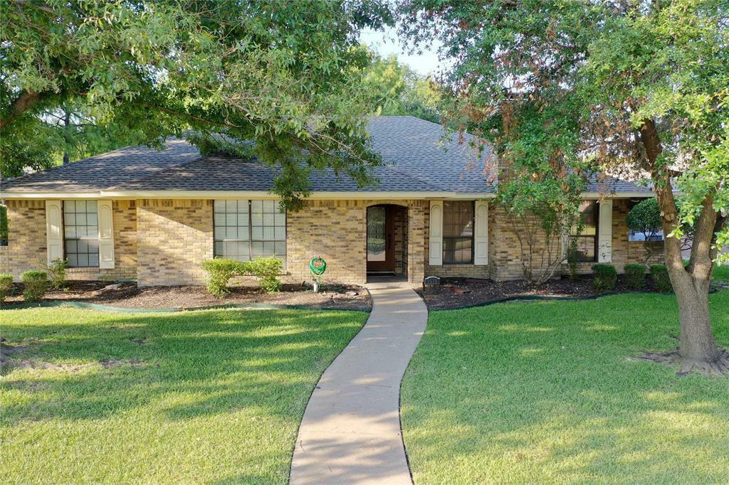 Property Photo: 3909 Sonora Drive TX 75074