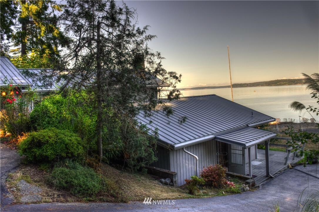 Property Photo:  7130 Sandy Point Beach Road NE  WA 98516 