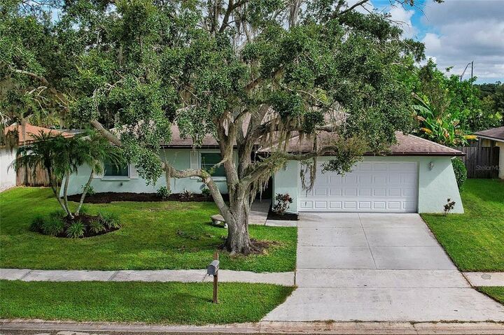 6635 Brentford Road  Sarasota FL 34241 photo