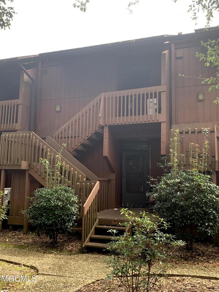 219 Lakeside Villa  Diamondhead MS 39525 photo