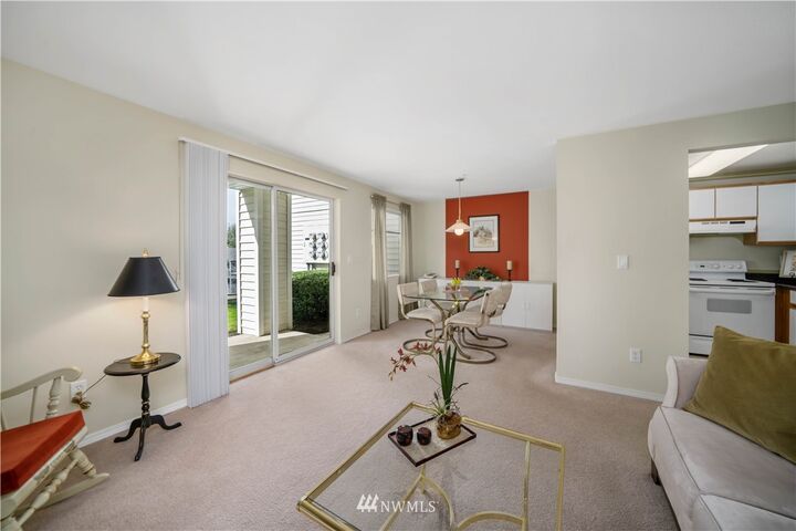 Property Photo: 5000 Lake Washington Boulevard NE F103 WA 98056