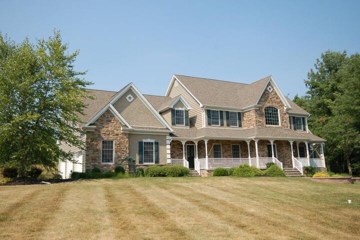 2 Williams Way  Clinton Twp. NJ 08801 photo