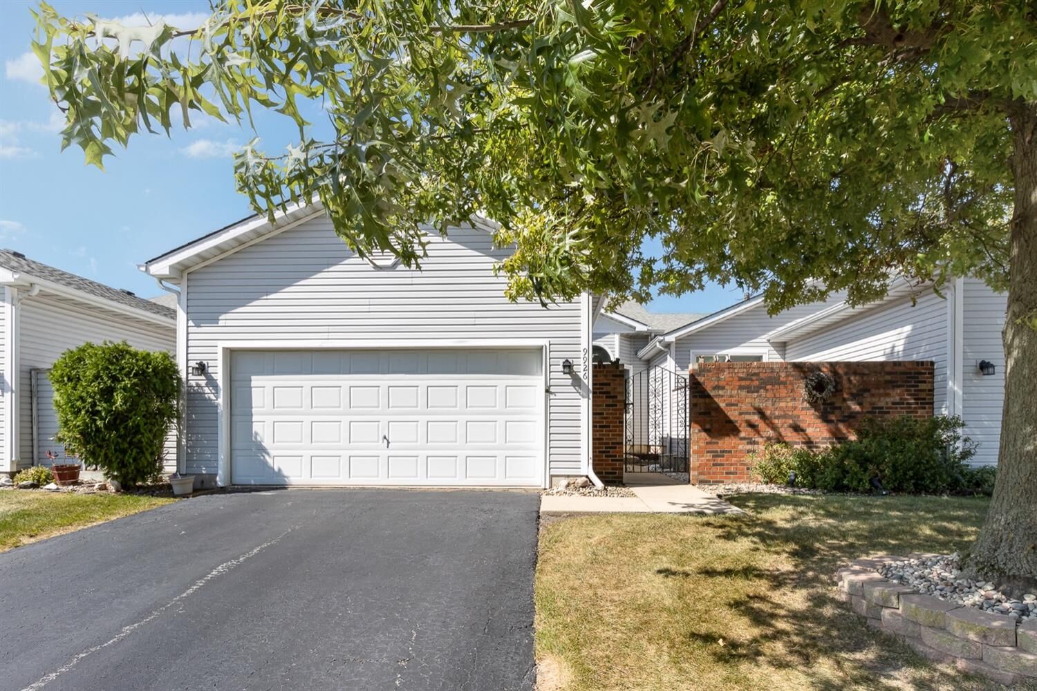 Property Photo: 9926 Hunters Run IN 46373