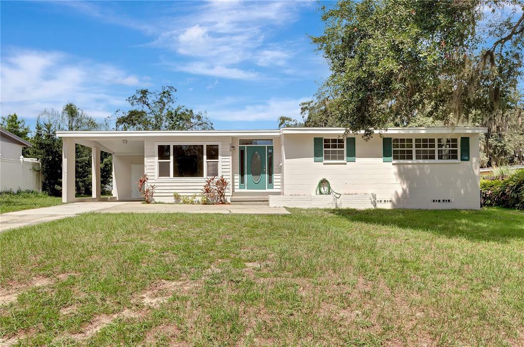 Property Photo:  208 Redwood Avenue  FL 33617 