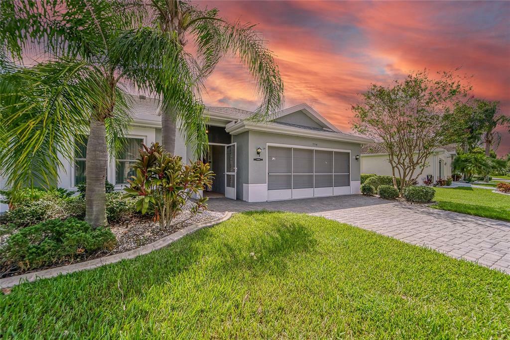 Property Photo:  754 McCallister Avenue 754  FL 33573 